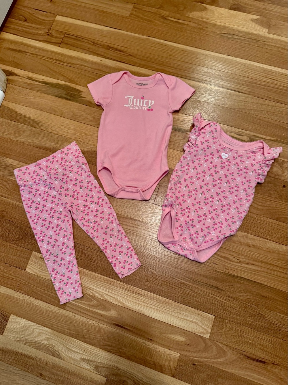 Juicy Couture 18M Cherry Matching 3-piece Set - Onesies & Pants Y2K Baby